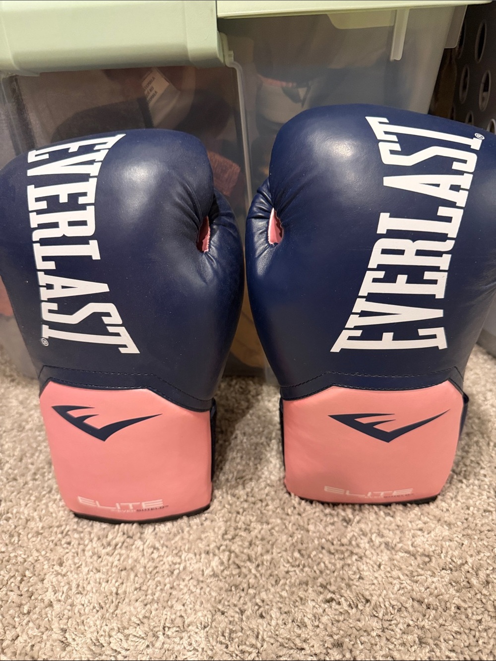 Everlast Elite Training Gloves - Picture 2 of 3
